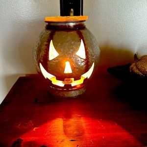 Scentsy pumpkin warmer